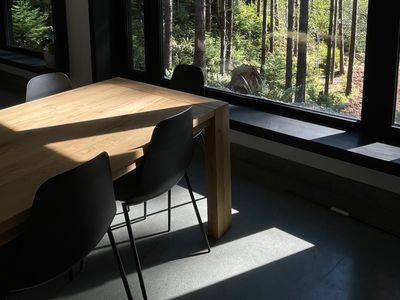 Shelter Jordan River | Modern 3bd Forest View Home