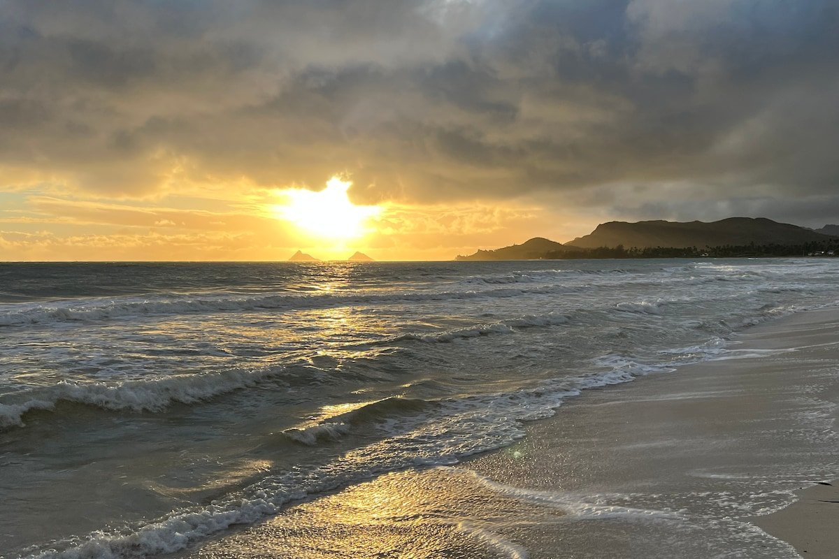 Kailua Beachfront Villa 1990/NUC-1798 gallery image 4