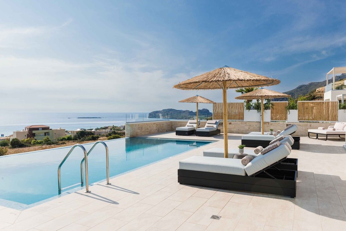 Actea Seaview Villa I Free* heated pool & 800m sea gallery image 2