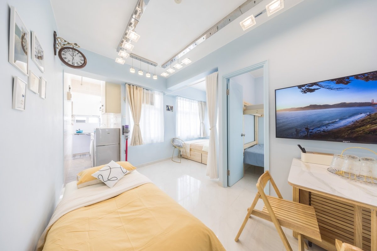 HK style relaxing home, 8pax, 2 mins to MTR gallery image 2