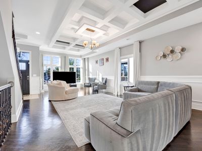 Lux Home Chicago 7mins Downtown