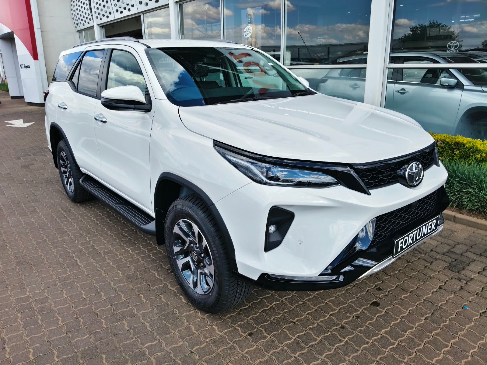 TOYOTA FORTUNER 2.4GD-6 4X4 A T for Sale in South Africa