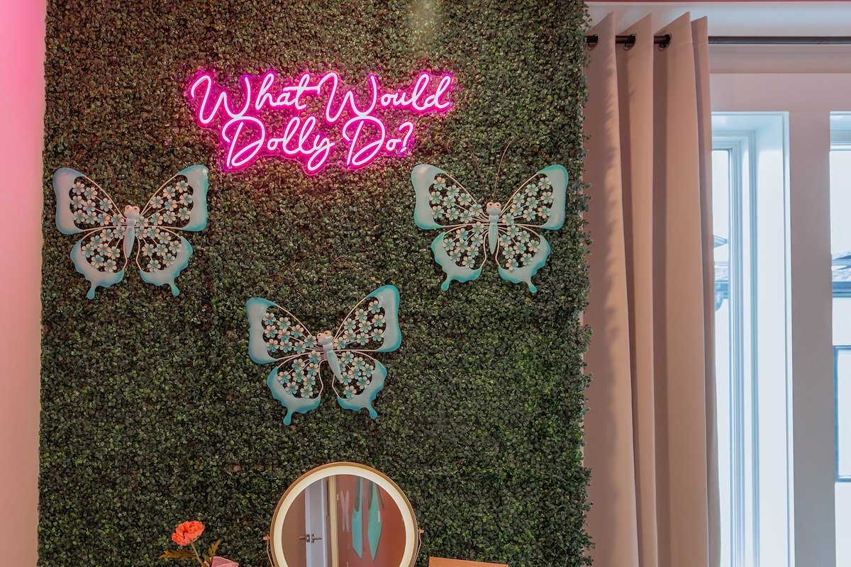 Dolly’s Pink Palace: Rooftop Deck gallery image 4