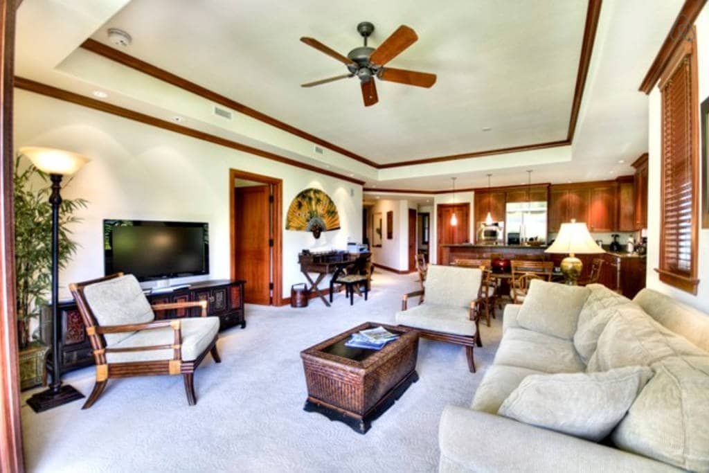 2 Luxury Beach Front Villas in Kolea! 15 Guests! gallery image 3