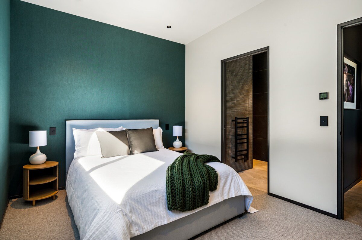 Riverbank – Hosted by NZSIR Luxury Rental Homes gallery image 4