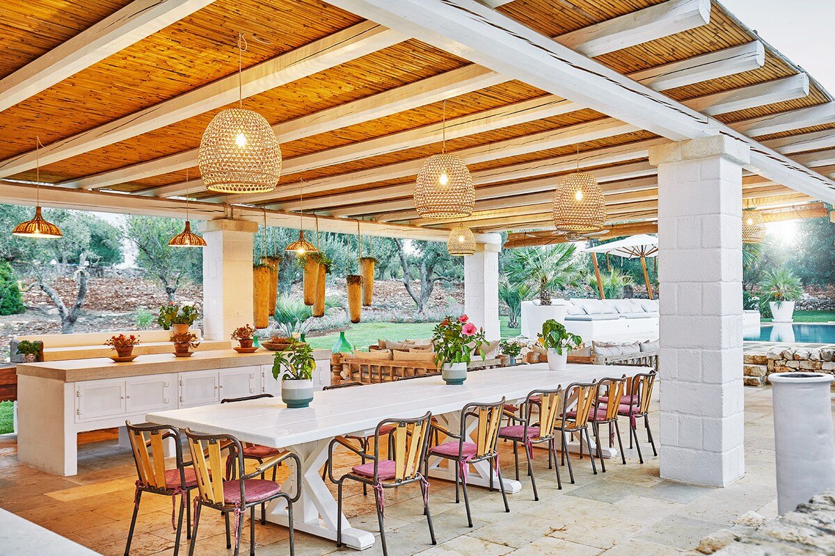 Trullo Carnevale, Ostuni, beautiful large pool gallery image 3