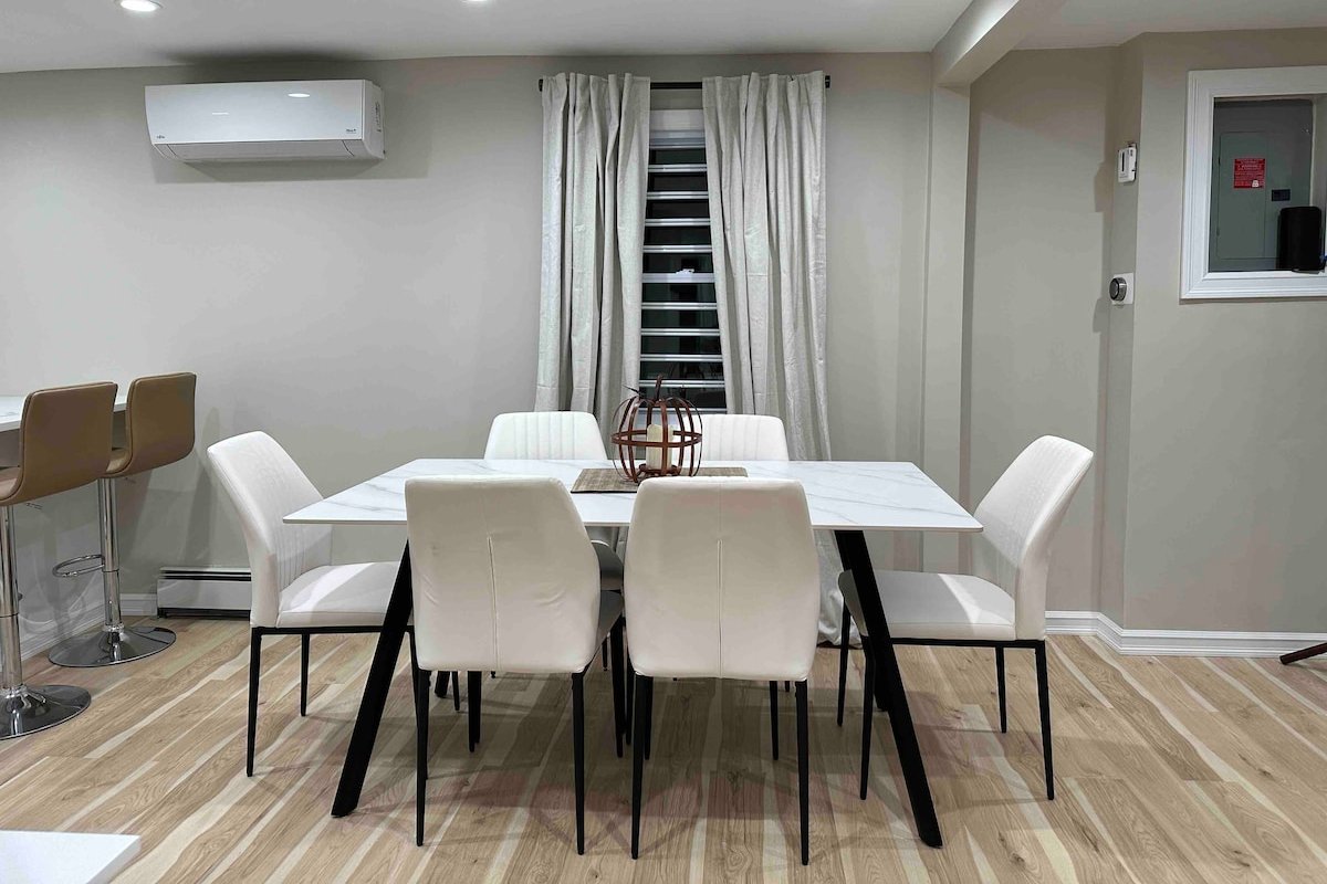 Spacious 3BR Detach house w/Parking in Quiet area gallery image 5