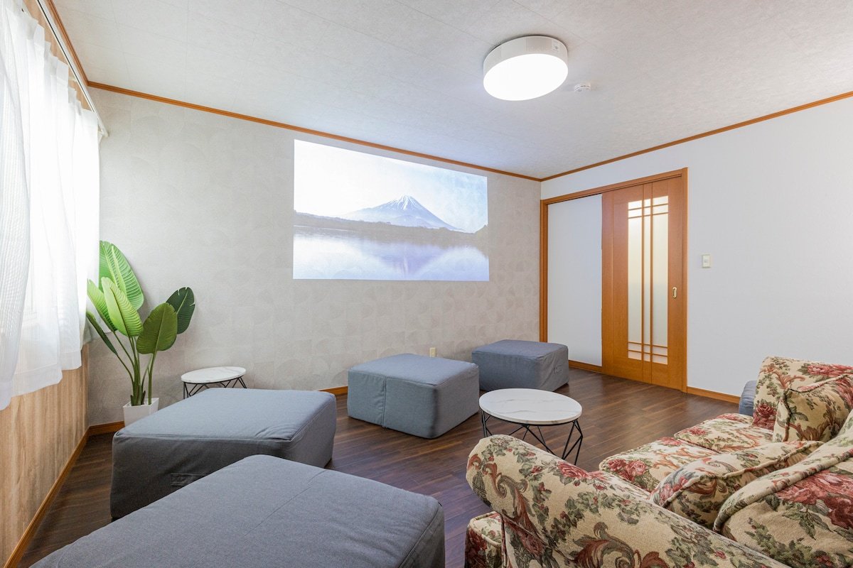 スイート新宿桜柳/大部屋でくつろぐ静かな宿/最寄り駅3分/新宿に近い gallery image 4