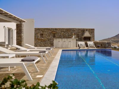 TrueDream Villa, a Mythical SeaView Escape