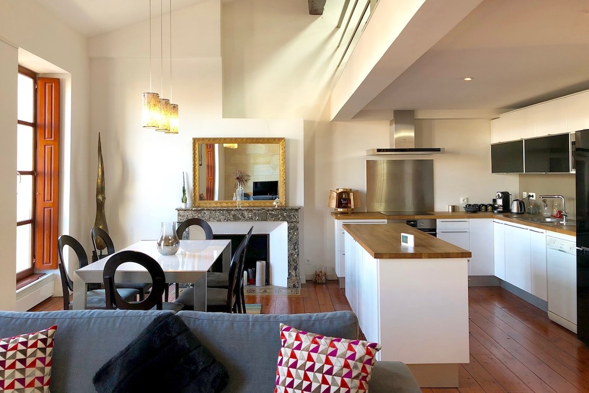 Lumineux Duplex 3ch au cœur historique de Bordeaux gallery image 4