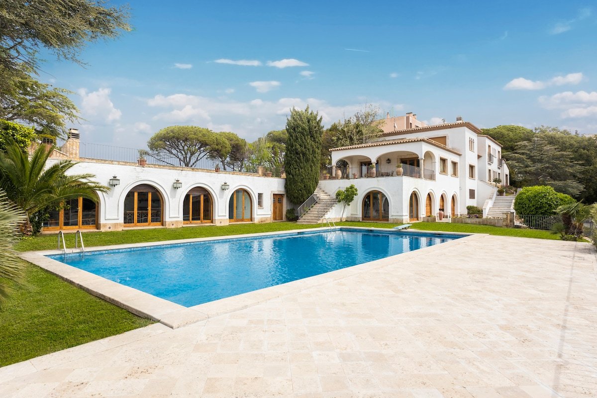 Villa Maricel, Luxurious Villa in Costa Brava gallery image 2