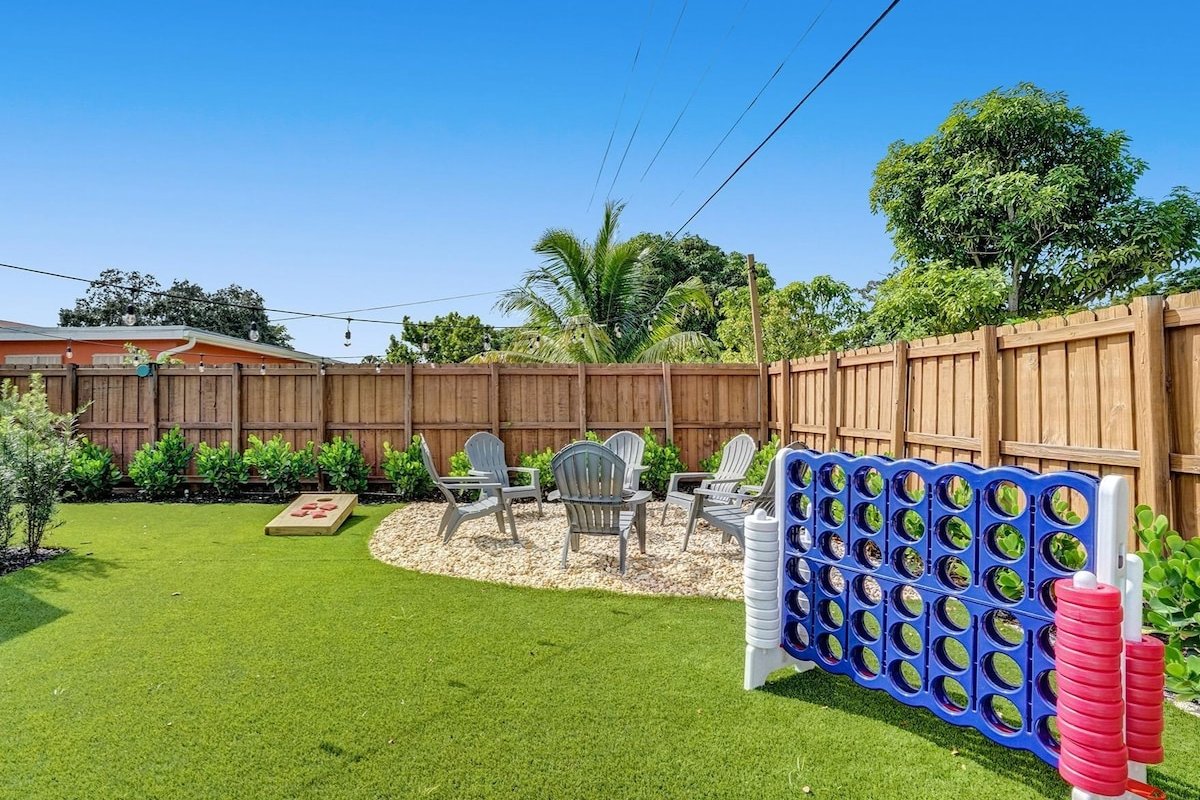 Luxury+ Fun | Heated POOL | Games | 15 min to FLL gallery image 5