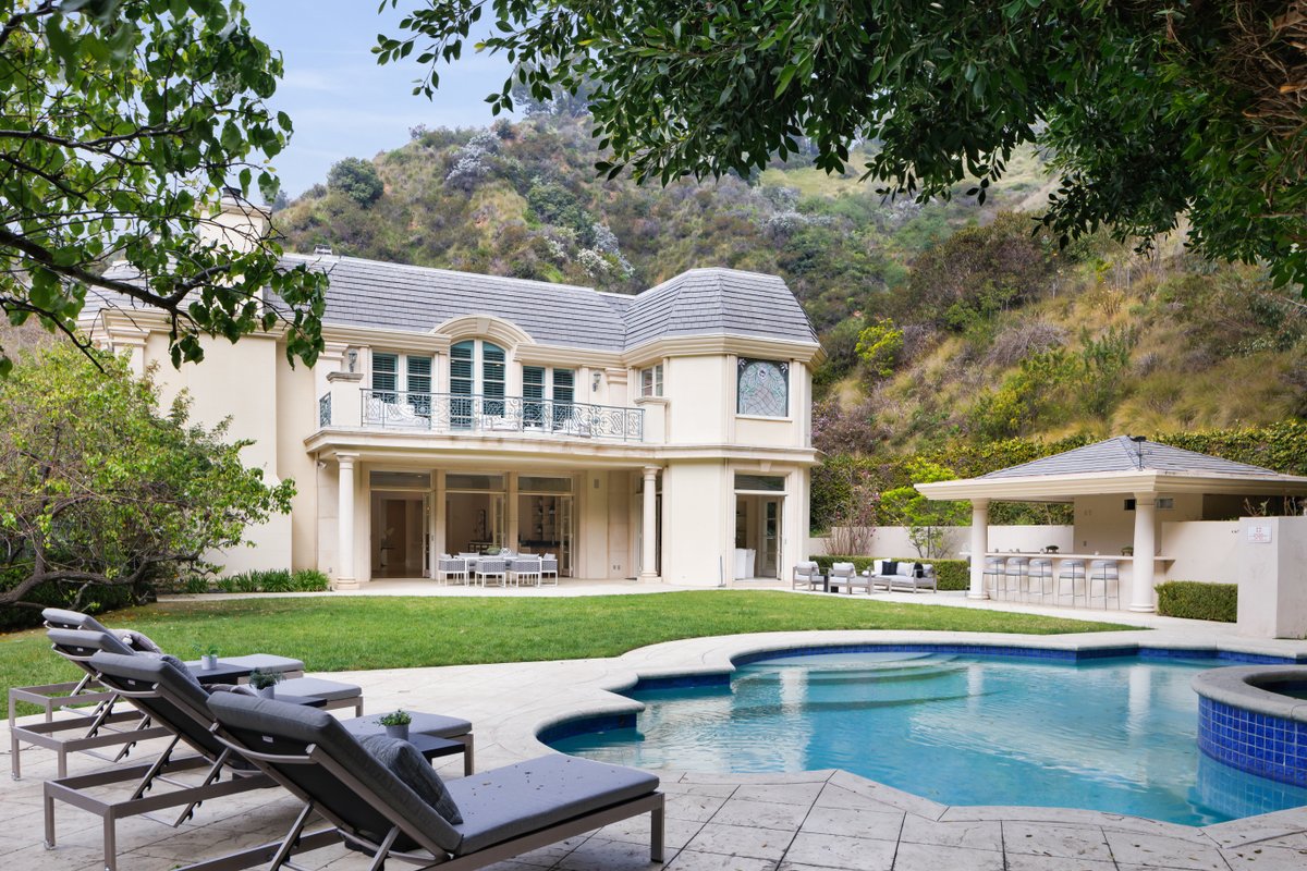 7BD Mediterranean Villa in the Heart of Bel Air