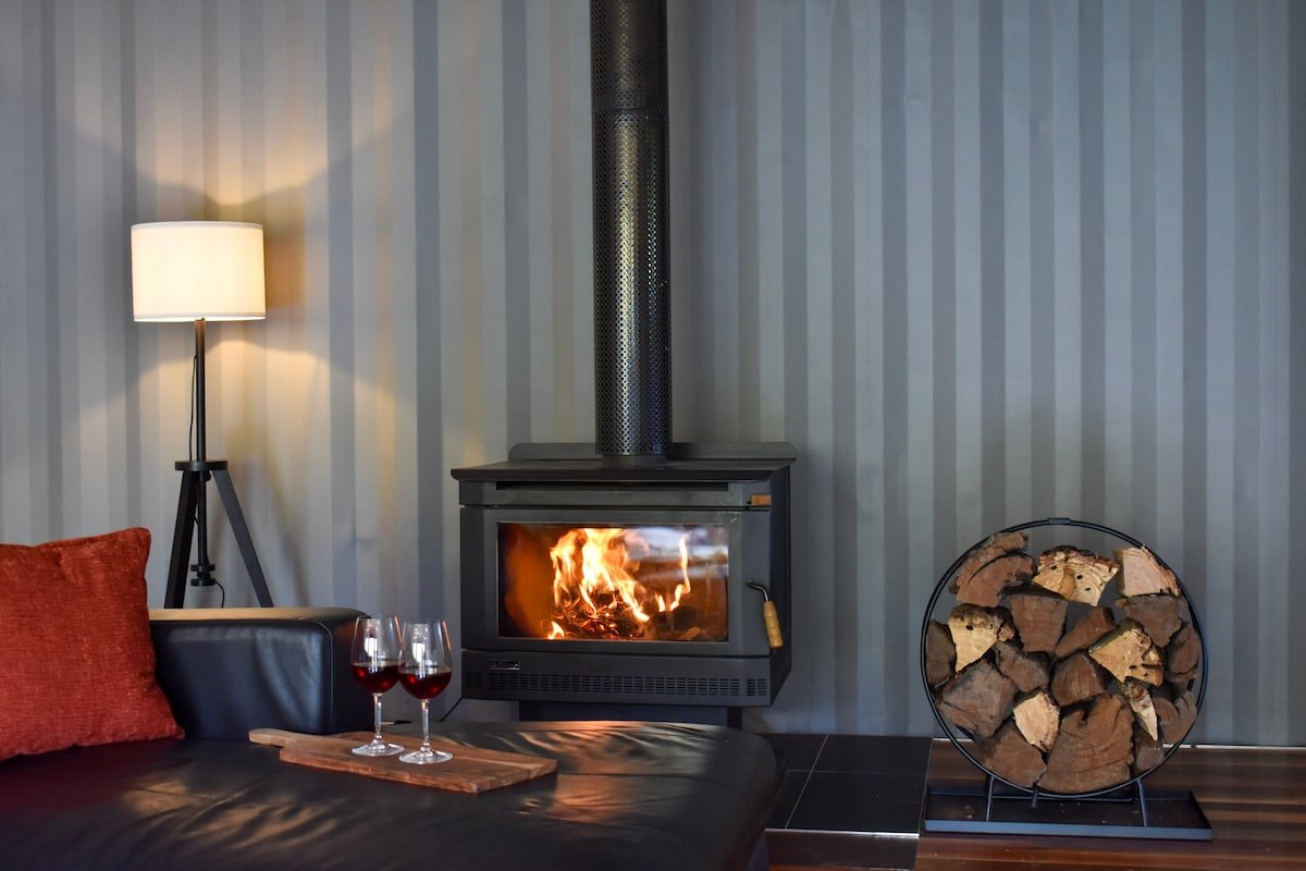 Healesville Shipping Container Home – Whole house gallery image 2