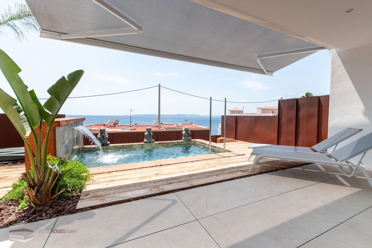 Superior villa with private pool and sea views (An gallery image 4