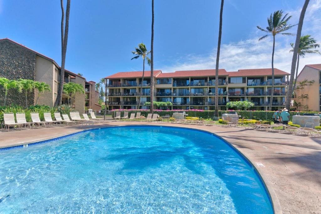 Lahaina Resort 3 Bedroom Maui Oasis gallery image 4