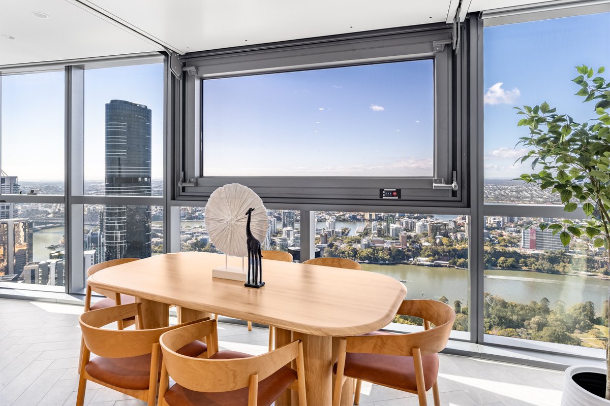 Brisbane Casino | Panoramic River & City Views