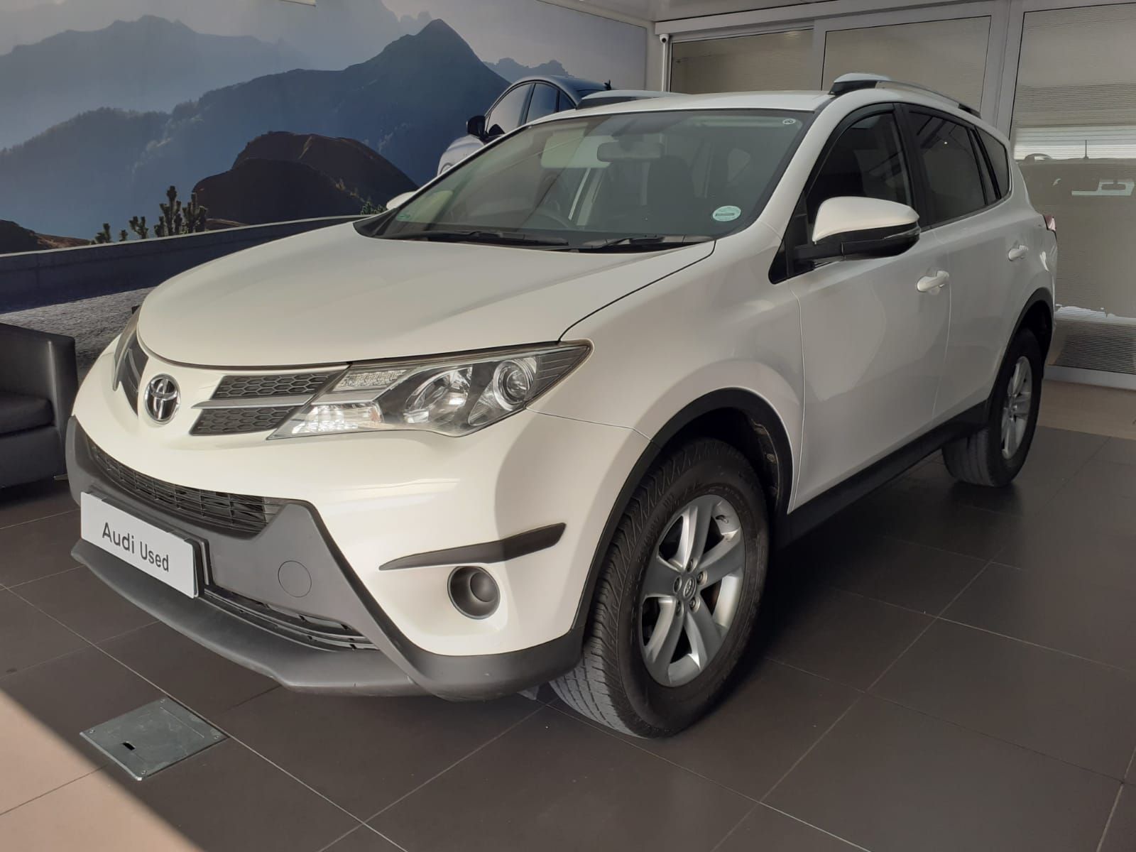 TOYOTA RAV4 2.0 GX  for Sale in South Africa