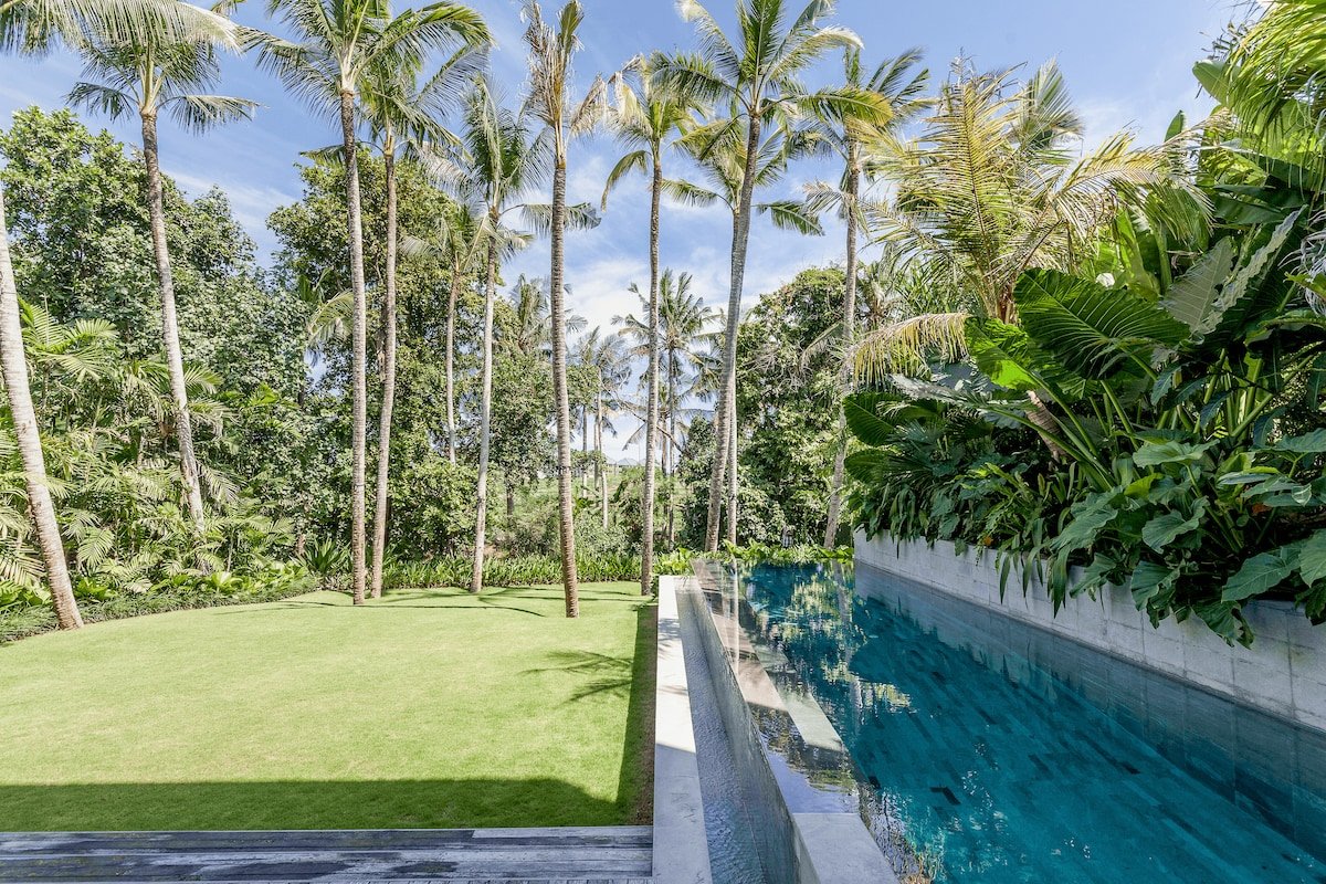 The River House gallery image 3