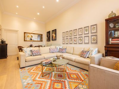 Paddington 3-Bed 5-Guest Large Apartment