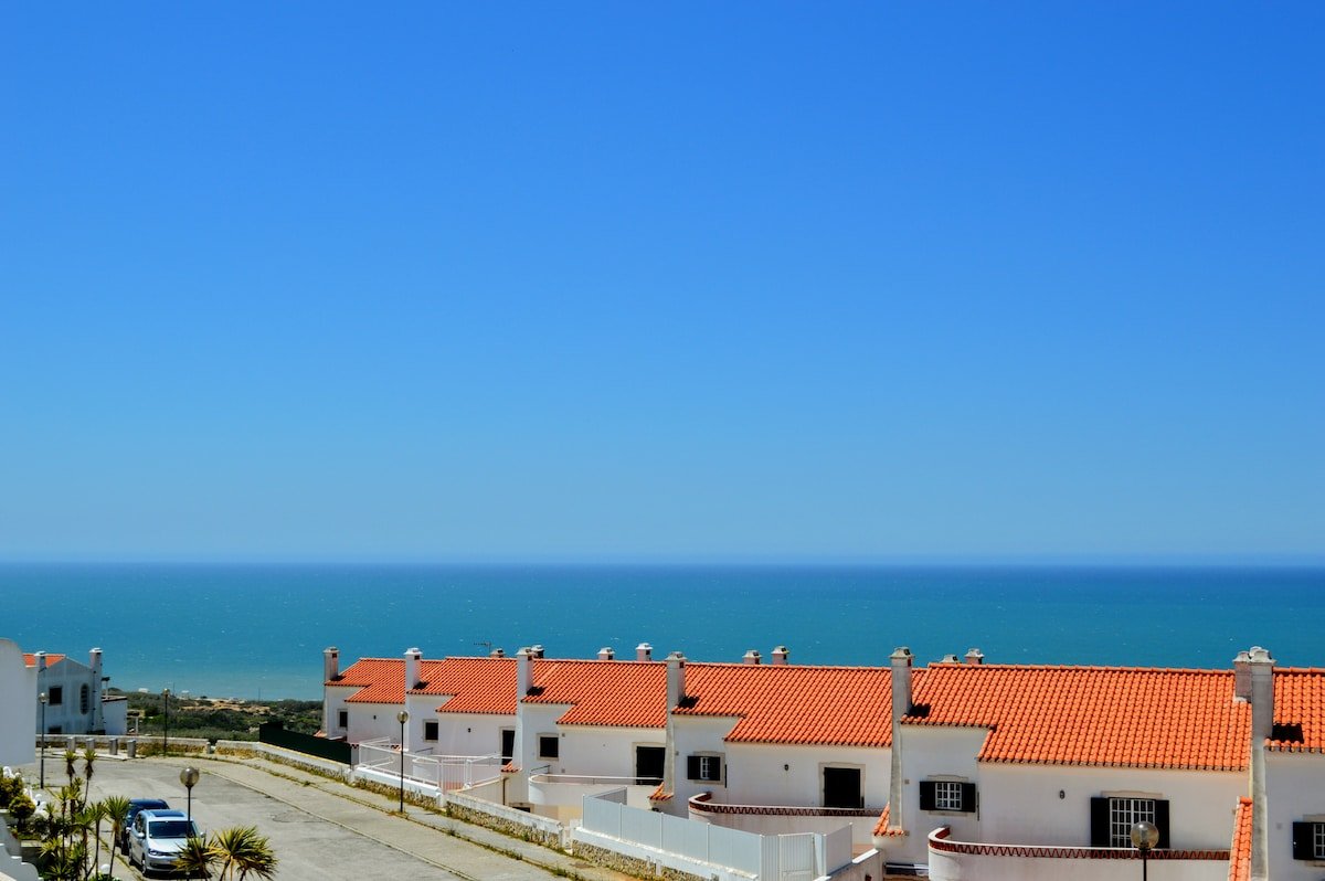 Vila with Pool and Ocean View 5 gallery image 3