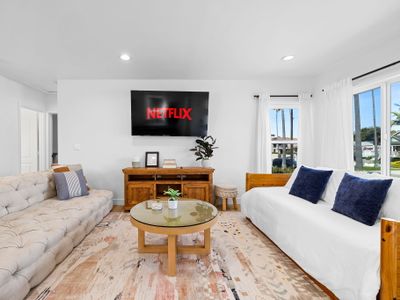 Redondo Beach Home – 7 Minute Walk to the Beach