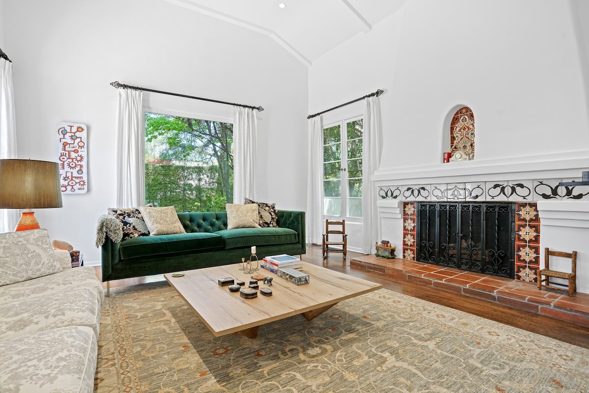 Casa Bonita: Santa Monica Lux, Hot Tub, Backyard gallery image 4