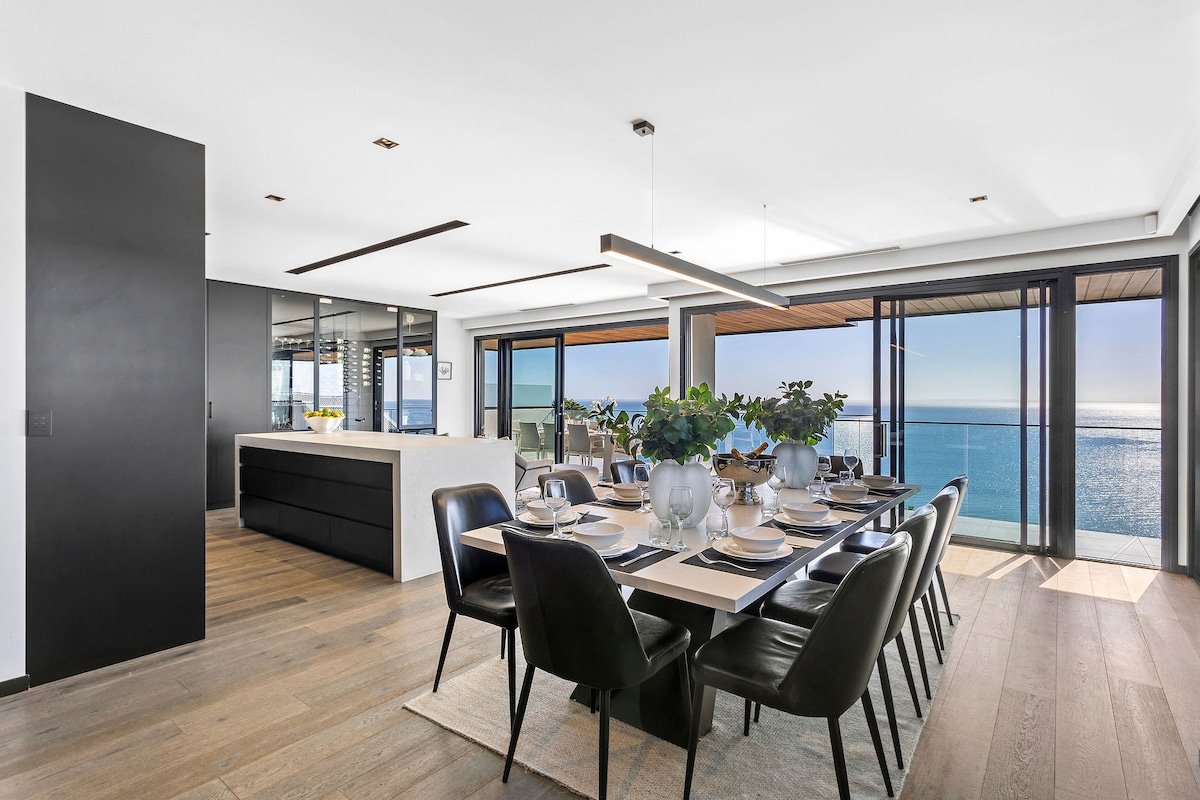 Deja View – Exquisite Views, Heated Pool*, Luxury gallery image 5