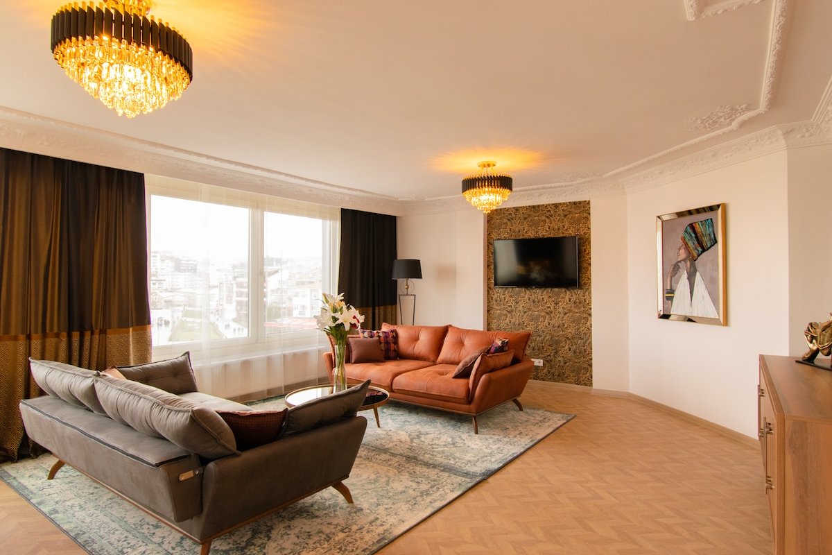 Charming Suite Bosphorus View gallery image 4