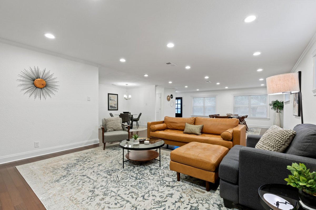 TCH – Spacious 3bd/2ba home in Dallas w/ Workspace