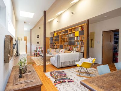 Colorful Midcentury inspired Venice Beach House