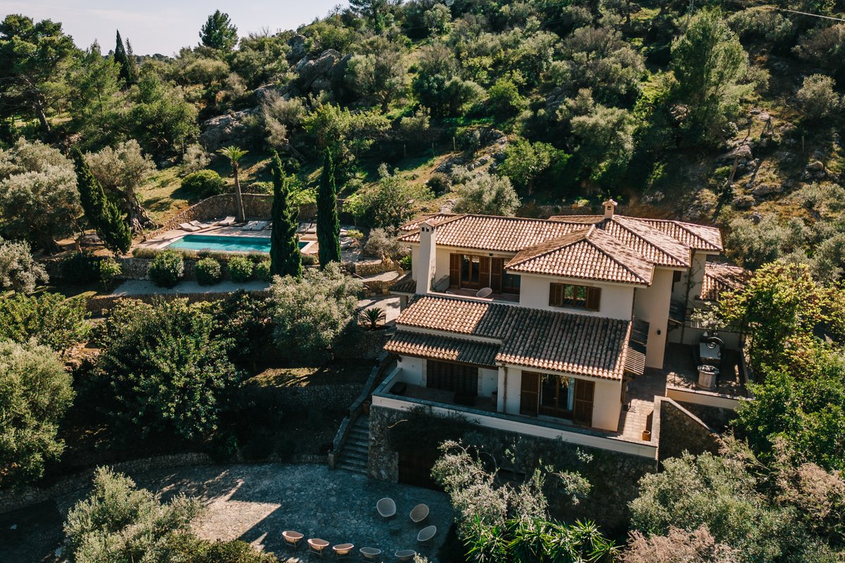 Luxury Villa, private mountain, Sierra Tramuntana