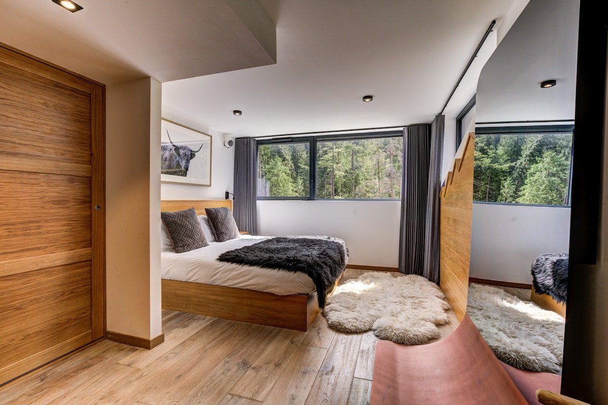 Elegant Chalet incl. daily bakery delivery & clean gallery image 4