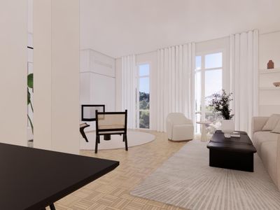 Newly renovated Acropolis facing Townhouse