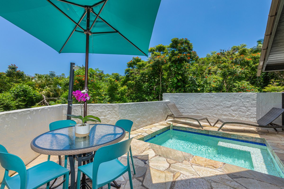 Pali Uli 8, The Gem, honeymoon or romantic getaway