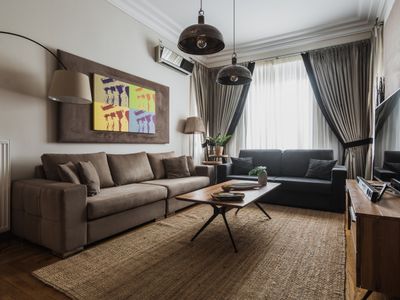 Acropolis Elegant Residence