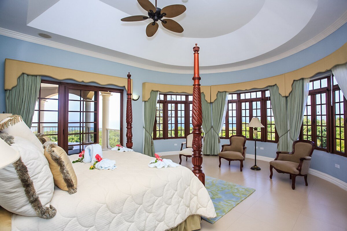 Golden Castle Villa & Spa gallery image 4