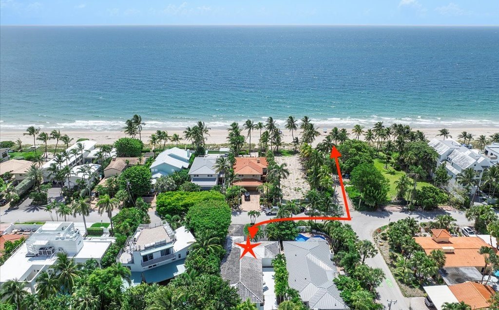 Beach House With Privet Pool • Hot Tub & Game Room gallery image 2