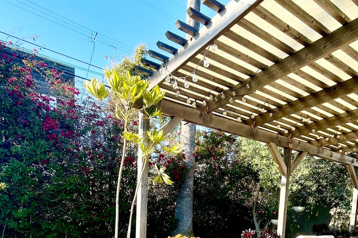 Bright ‘n Breezy Bungalow gallery image 5