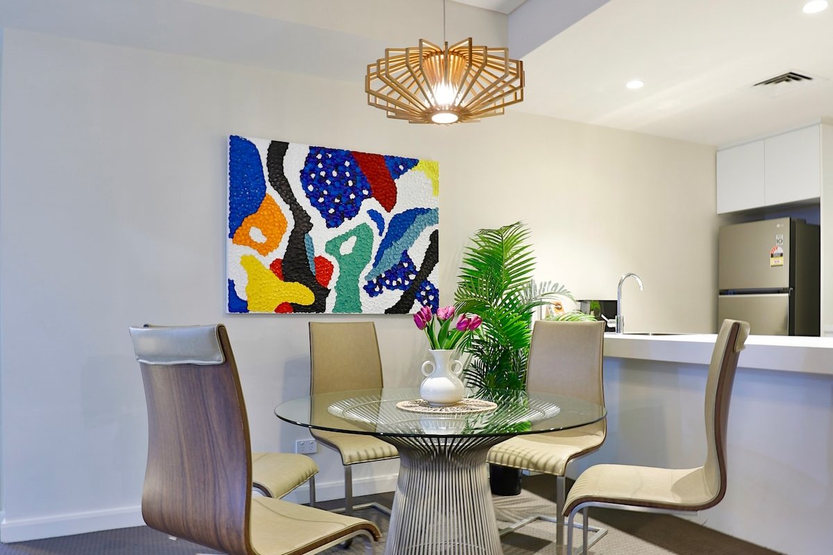 Urban Oasis Residence – Views | Parking | Ease gallery image 5