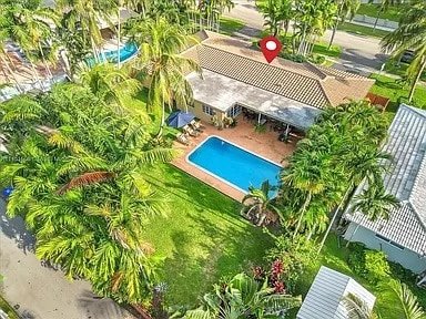 Beautiful house close to Beach and hard rock gallery image 3