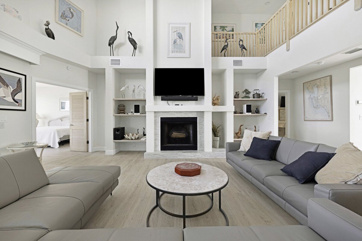 The White Ibis gallery image 3