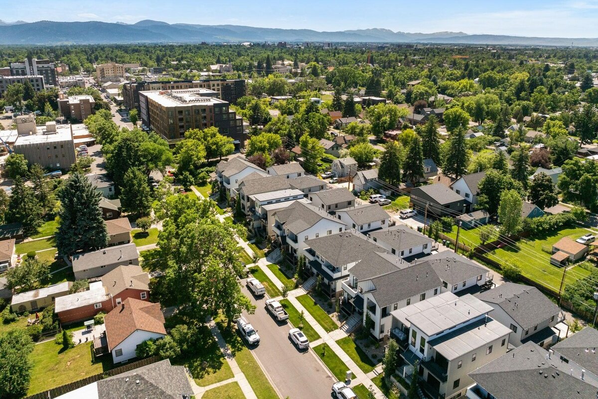 The City Slicker – Spacious 3 Bedroom Luxury Town gallery image 5