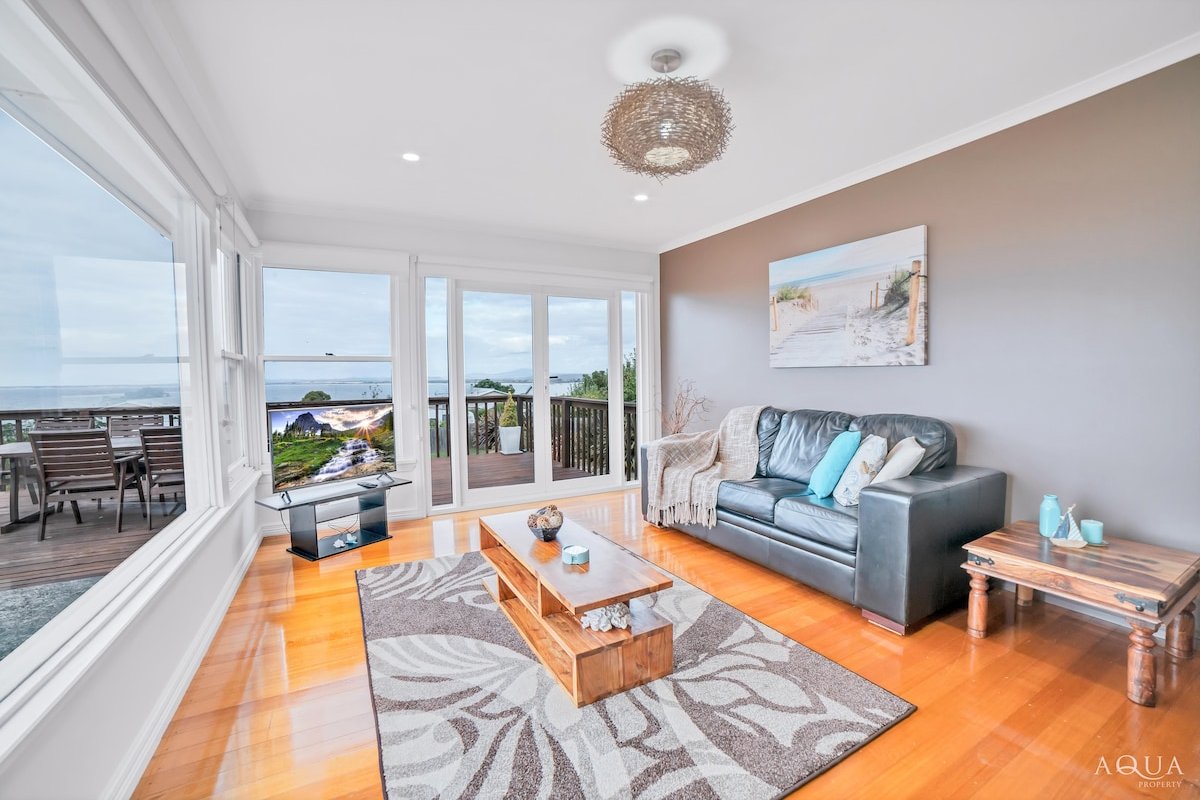 Panoramic Views on Walter gallery image 2