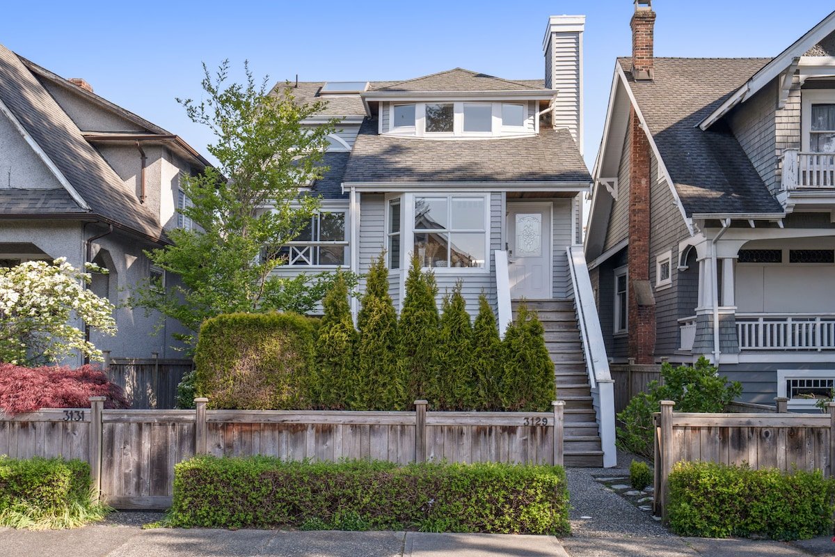 1,600 sqft Luxury Beach Home in Kitsilano gallery image 2