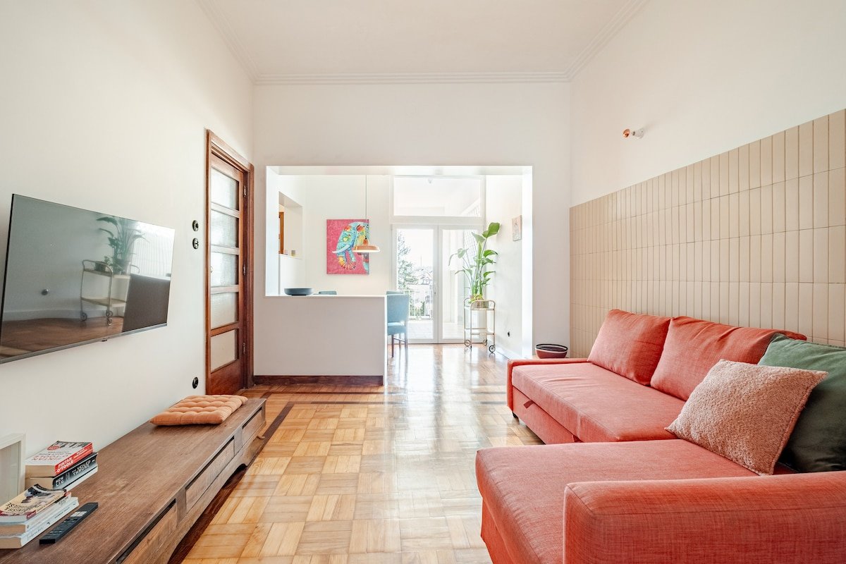 BIG Family apt @ Bolhão Market + Free Parking gallery image 2