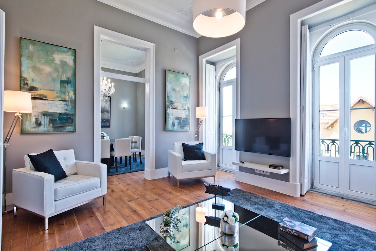 An apartment with an amazing terrace gallery image 4