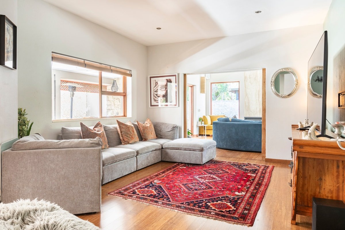 Mountain Views Villa gallery image 4