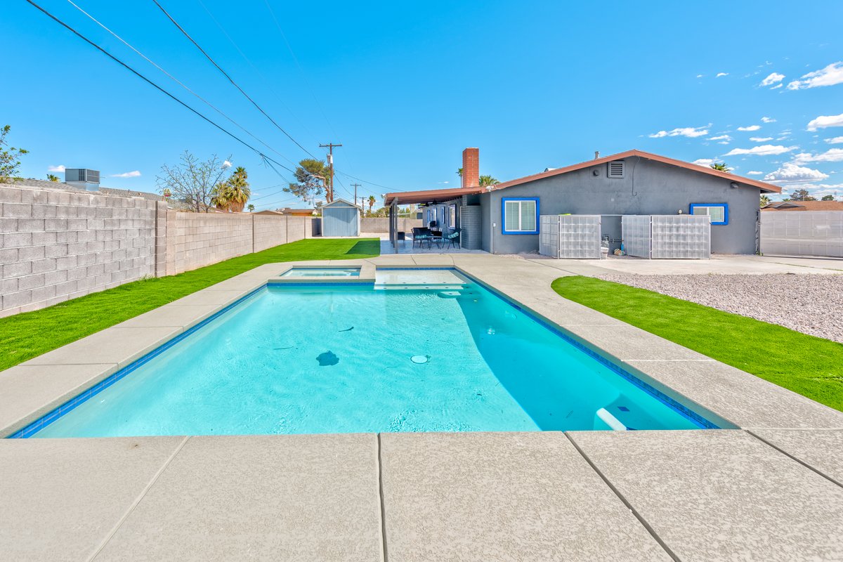 50% OFF – Amazing House Fully Renovated