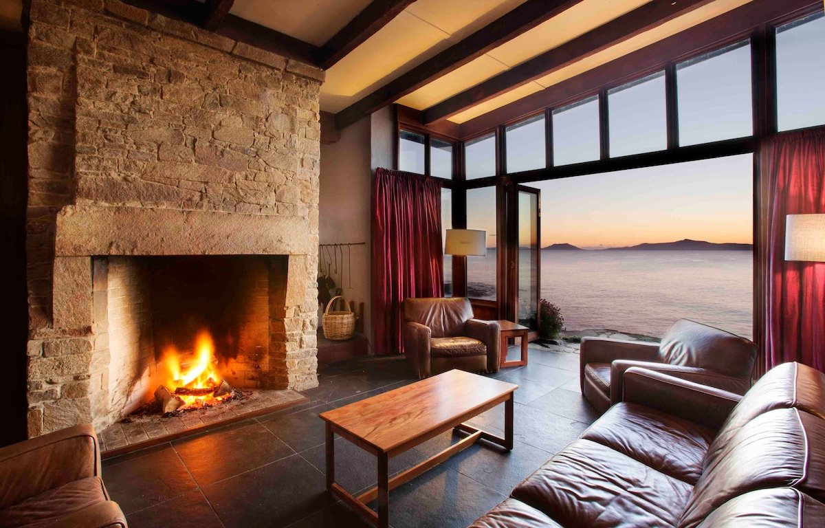 Thalia Haven: remote, wild, off the grid gallery image 5